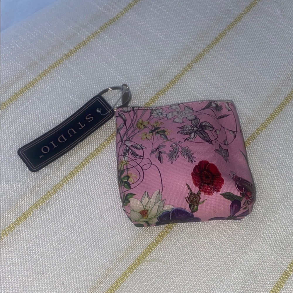 Studio Pink Floral coin Bag with Vintage Charm